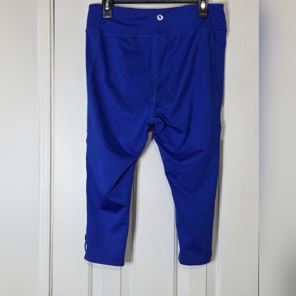 Xersion Women's Mesh Lattice Side Cutout Active Capri Leggings Blue/Black Size L - Picture 4 of 9